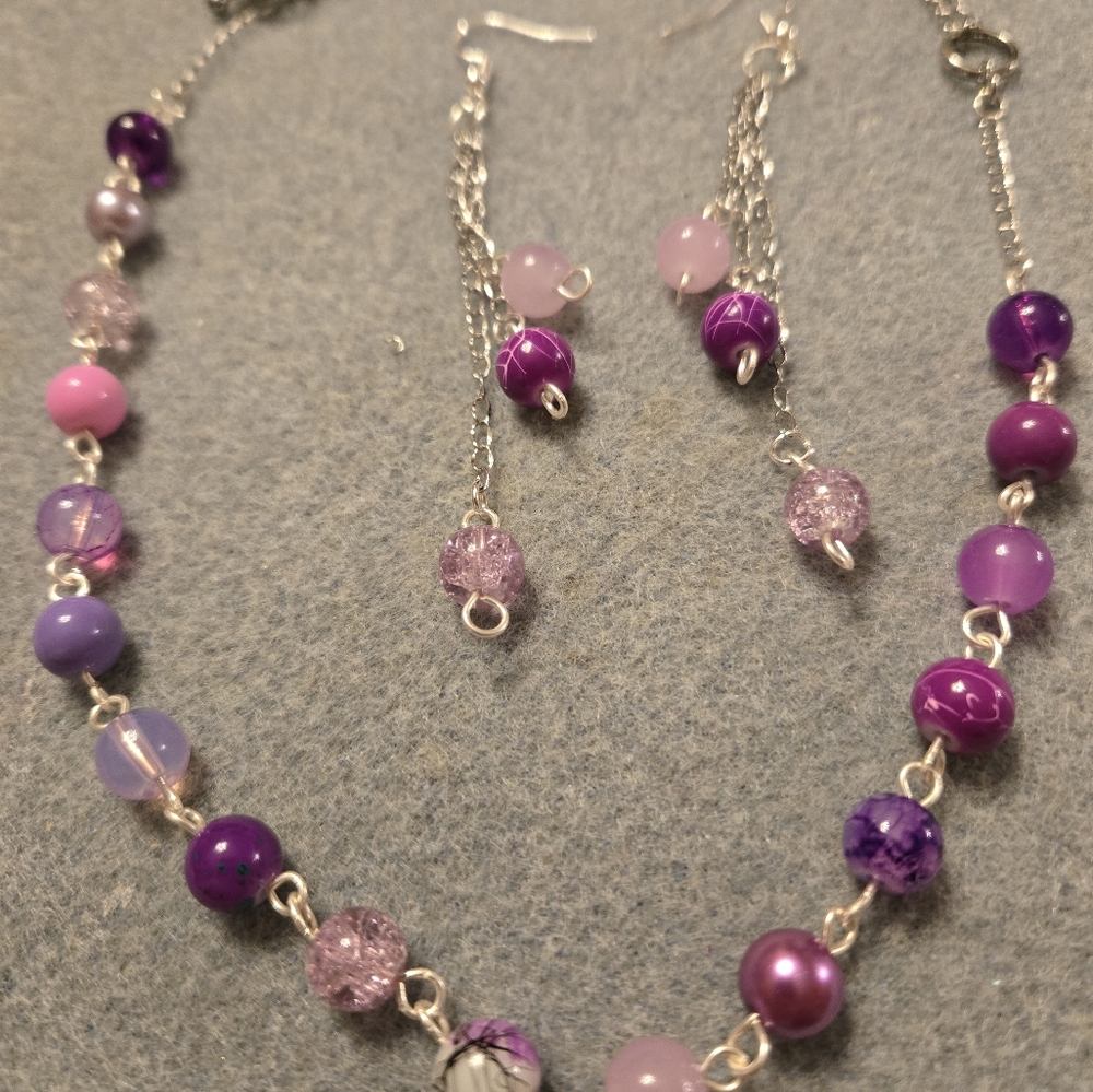 Hand Crafted Silver and Pink Glass Bead Two Way Necklace - Picture 7 of 7